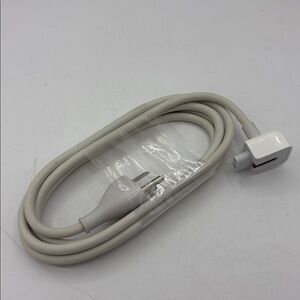 NWT 60W MagSafe power adapter extension cord,Apple